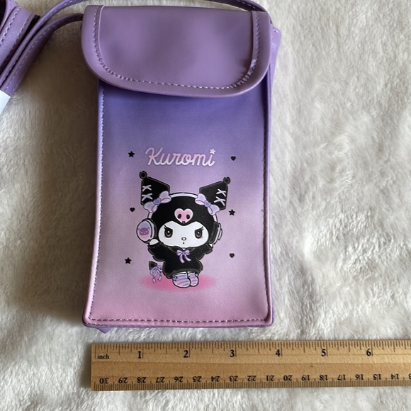 Sanrio Kuromi Towel and Shoulder Bag - Picture 3 of 7
